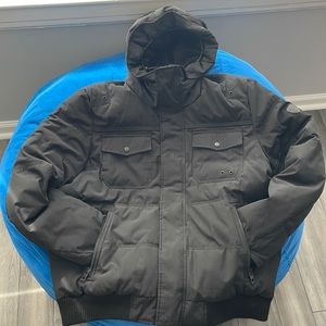 Guess black puffer coat
